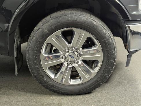 Used 2018 Ford F150 Lariat AWD/4WD image 12