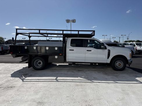 New 2026 Ford F350 XL w/ XL Chrome Package RWD image 2