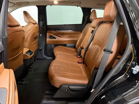 Used 2023 INFINITI QX60 Sensory w/ Vision Package AWD/4WD image 16