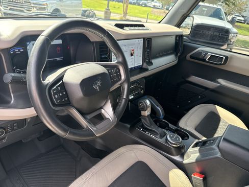 Used 2022 Ford Bronco Wildtrak AWD/4WD image 21