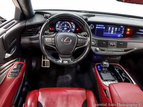 Used 2018 Lexus LS 500 F Sport w/ Accessory Package (Z2) AWD/4WD image 18