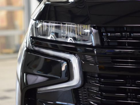 Used 2024 Chevrolet Tahoe RST w/ Luxury Package AWD/4WD image 12