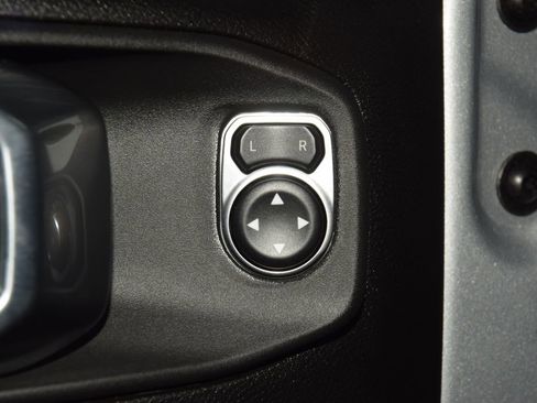 Used 2024 Jeep Wrangler Unlimited Sport AWD/4WD image 45