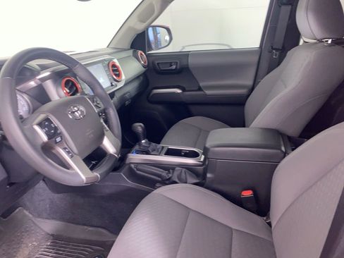 Used 2023 Toyota Tacoma SR5 w/ SR5 Appearance Package image 12