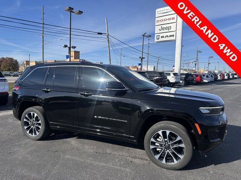 Used 2023 Jeep Grand Cherokee Overland image 1