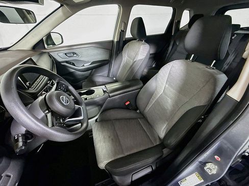 Used 2021 Nissan Rogue S FWD image 11