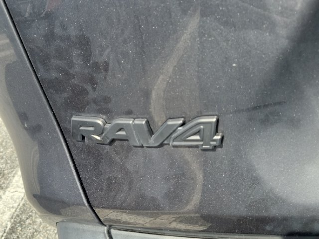 Used 2024 Toyota RAV4 LE FWD image 5