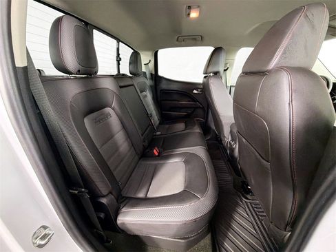 Used 2018 GMC Canyon All Terrain image 24