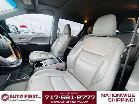 Used 2016 Toyota Sienna XLE image 8