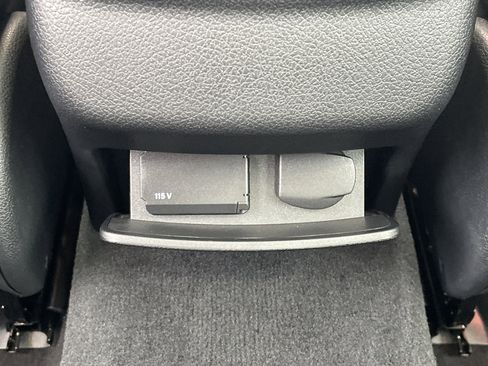 Used 2021 Mercedes-Benz E 63 AMG S image 40