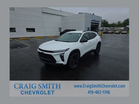 Used 2024 Chevrolet Trax ACTIV FWD image 1