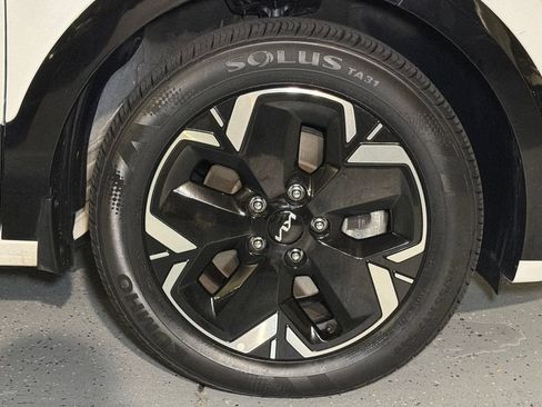 Certified 2023 Kia Niro Wave FWD image 8