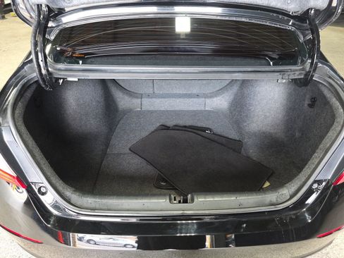 Used 2018 Honda Accord Sport image 15