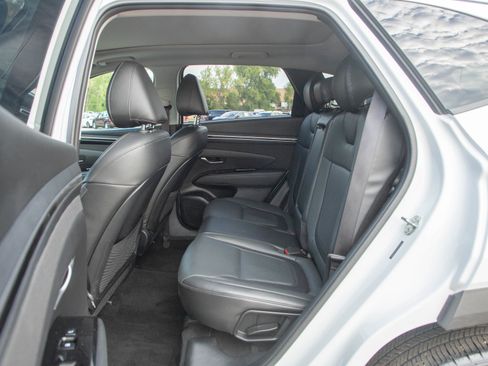 Used 2024 Hyundai Tucson Limited AWD/4WD image 19