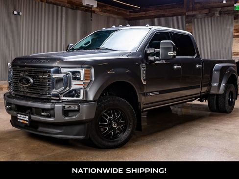 Used 2022 Ford F350 Limited image 4