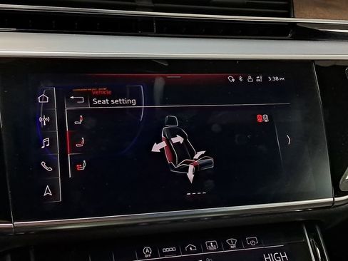 Used 2021 Audi A8 L 4.0T w/ Executive Plus Package image 43