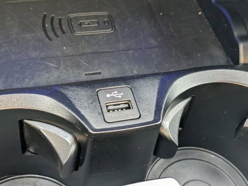 Used 2023 BMW 430i Convertible w/ Premium Package image 17