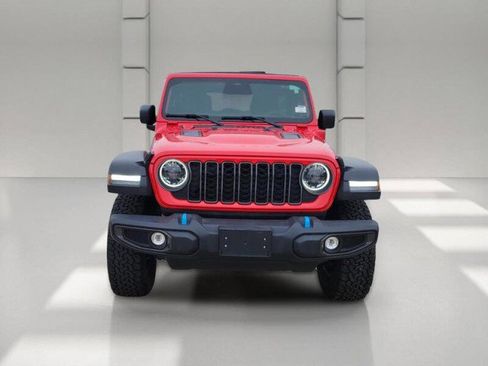 Used 2025 Jeep Wrangler Unlimited Rubicon 4xe w/ Safety Group AWD/4WD image 2