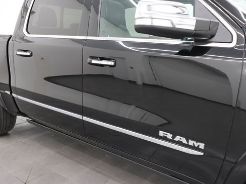 Used 2022 RAM 1500 Limited AWD/4WD image 30