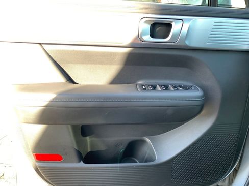 Used 2025 Hyundai Santa Fe SEL image 21