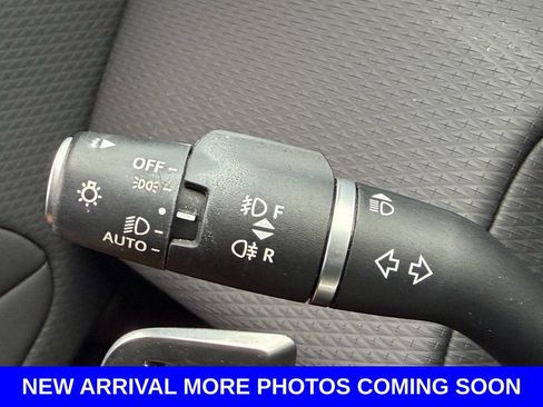 Used 2023 Land Rover Range Rover Evoque R-Dynamic S AWD/4WD image 34
