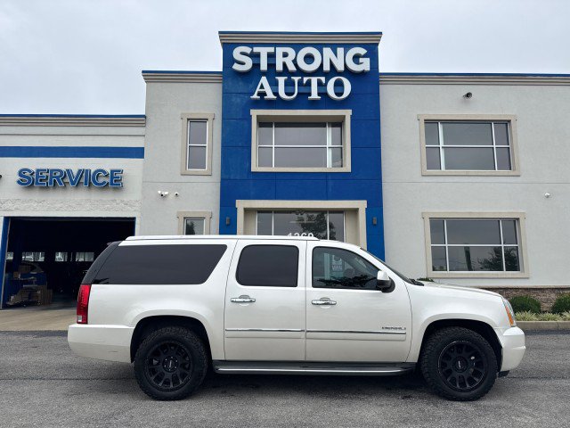 Used 2013 GMC Yukon XL Denali AWD/4WD image 13