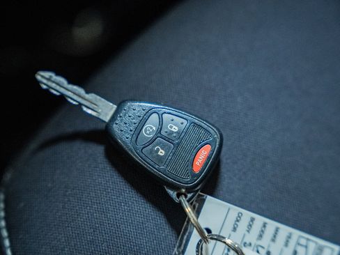 Used 2014 Jeep Wrangler Unlimited Rubicon w/ Connectivity Group image 42