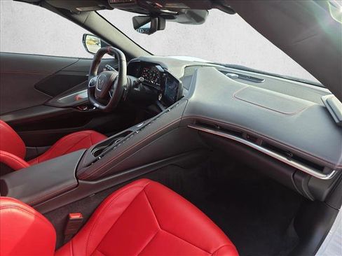 Used 2025 Chevrolet Corvette Z06 image 11