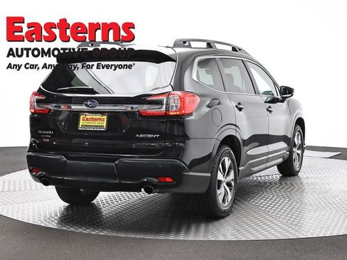 Used 2025 Subaru Ascent Premium AWD/4WD image 5