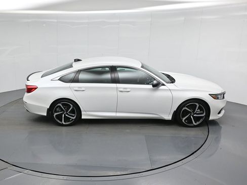 Used 2022 Honda Accord Sport image 36