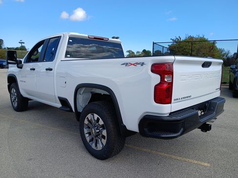 New 2022 Chevrolet Traverse LT w/ LT Premium Package image 5