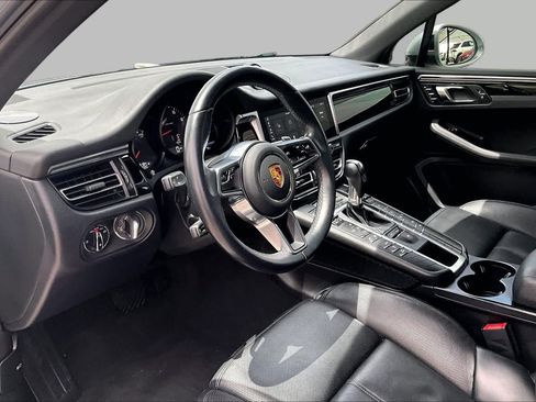 Used 2021 Porsche Macan AWD/4WD image 18