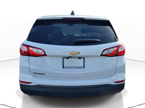 Used 2021 Chevrolet Equinox LS w/ LS Convenience Package FWD image 5