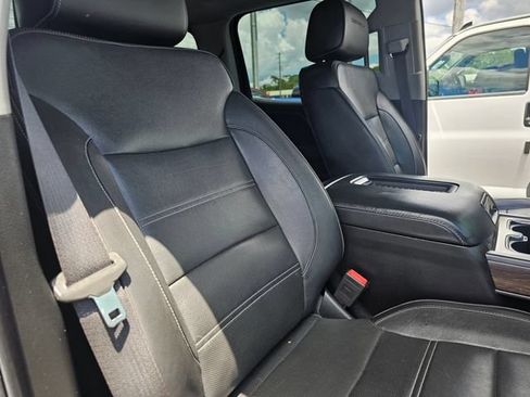 Used 2018 GMC Sierra 3500 Denali w/ Duramax Plus Package AWD/4WD image 28