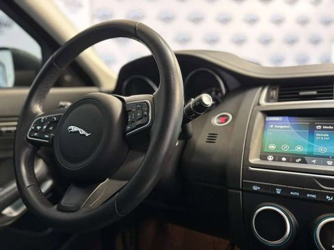 Used 2019 Jaguar E-PACE S image 27