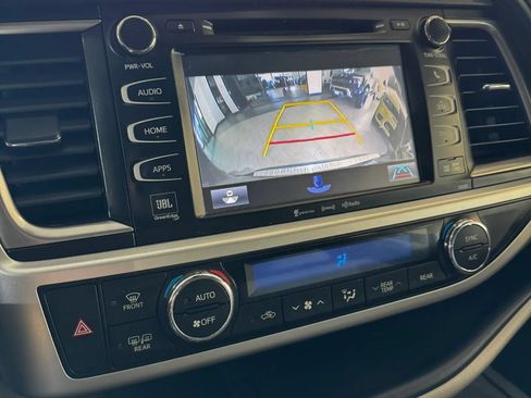 Used 2019 Toyota Highlander Limited Platinum w/ Protection Package #3 AWD/4WD image 36