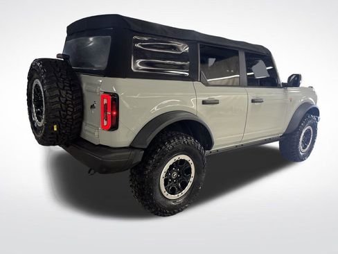 Used 2021 Ford Bronco Badlands AWD/4WD image 5