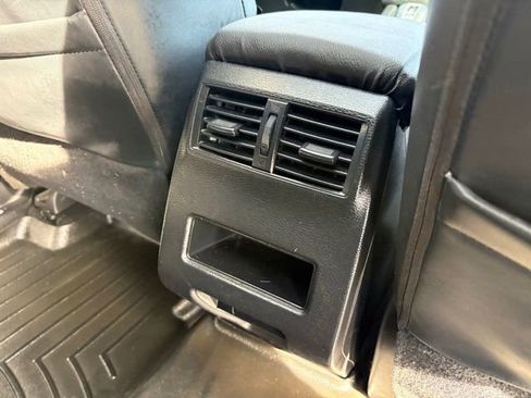 Used 2022 Mitsubishi Outlander SE AWD/4WD image 30