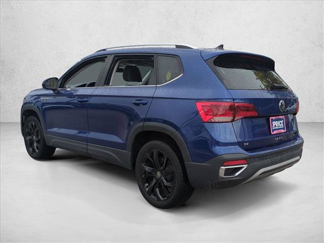 Used 2023 Volkswagen Taos SE w/ Panoramic Sunroof Package FWD image 8
