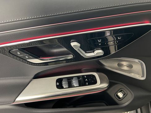 New 2025 Mercedes-Benz CLE 300 4MATIC Cabriolet image 19