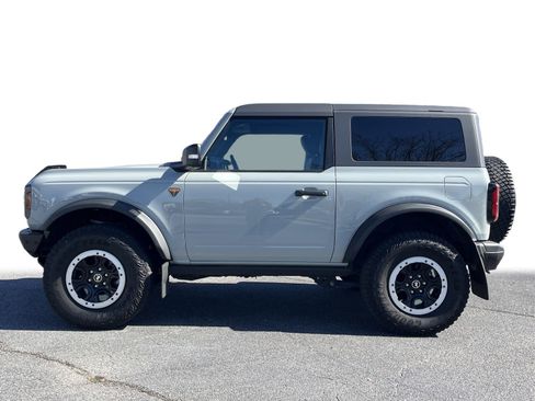 Used 2023 Ford Bronco Badlands w/ Sasquatch Package image 22