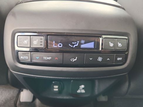 Used 2025 Hyundai Palisade SEL FWD image 22