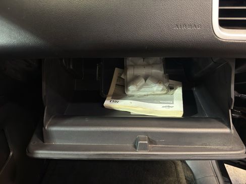 Used 2013 Chevrolet Equinox LS image 24