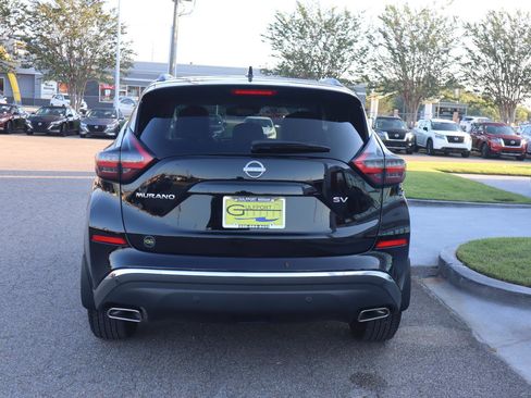 Certified 2024 Nissan Murano SV image 7