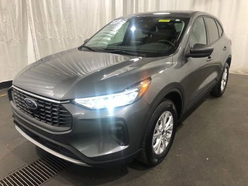 Used 2025 Ford Escape Active image 22