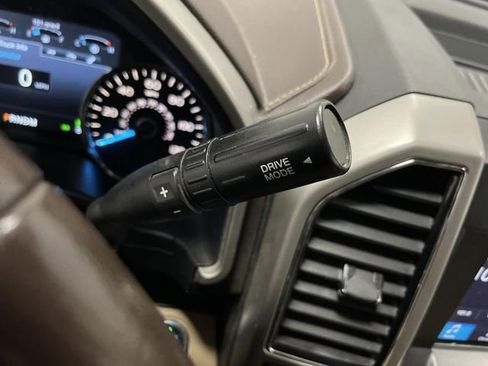 Used 2018 Ford F150 Lariat image 20