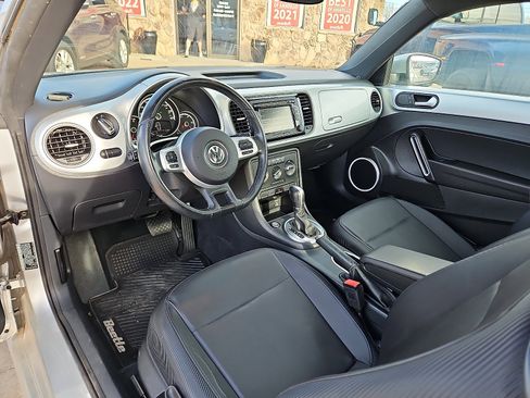 Used 2015 Volkswagen Beetle 1.8T image 9