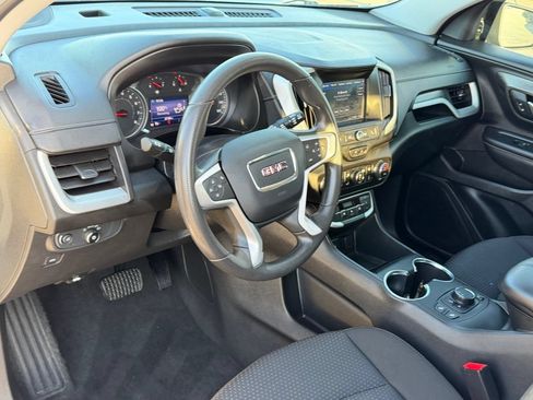 Used 2022 GMC Terrain SLE w/ Driver Convenience Package FWD image 14