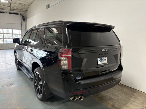 Used 2024 Chevrolet Tahoe RST w/ Sport Performance Package AWD/4WD image 3