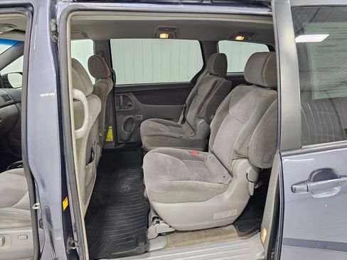 Used 2006 Toyota Sienna LE FWD image 12